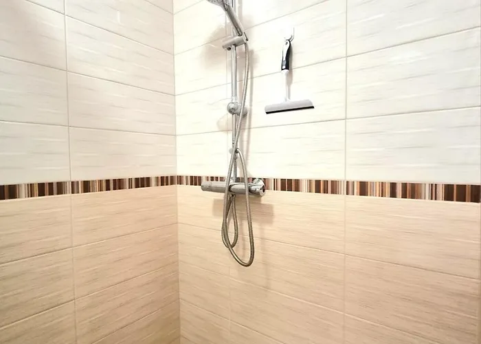 Sunrise Dreams With Free Parking Lägenhet